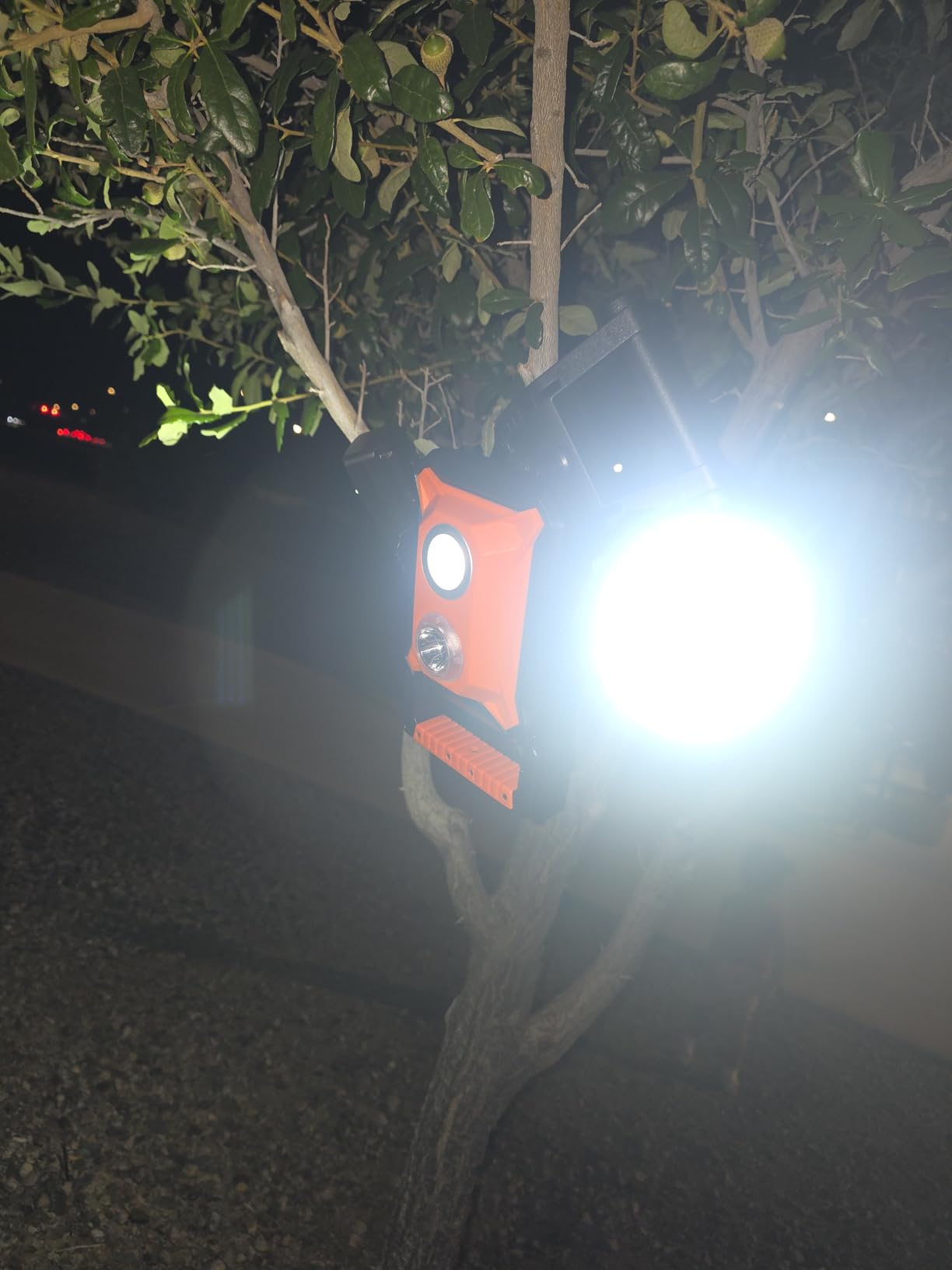 TRESDA 3000LM Rechargeable Work Light, Magnetic LED, Foldable & Portable customer photo 2
