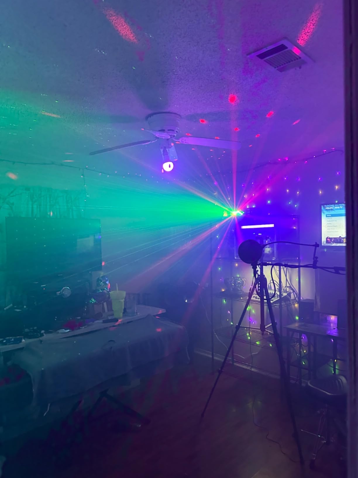 Telbum Fog Machine 1500 Watt and 16000 CFM Fog with with 2 Sets of Controllers, Professional Smoke Machine for DJ Stage Halloween Party Wedding Christmas customer photo 2