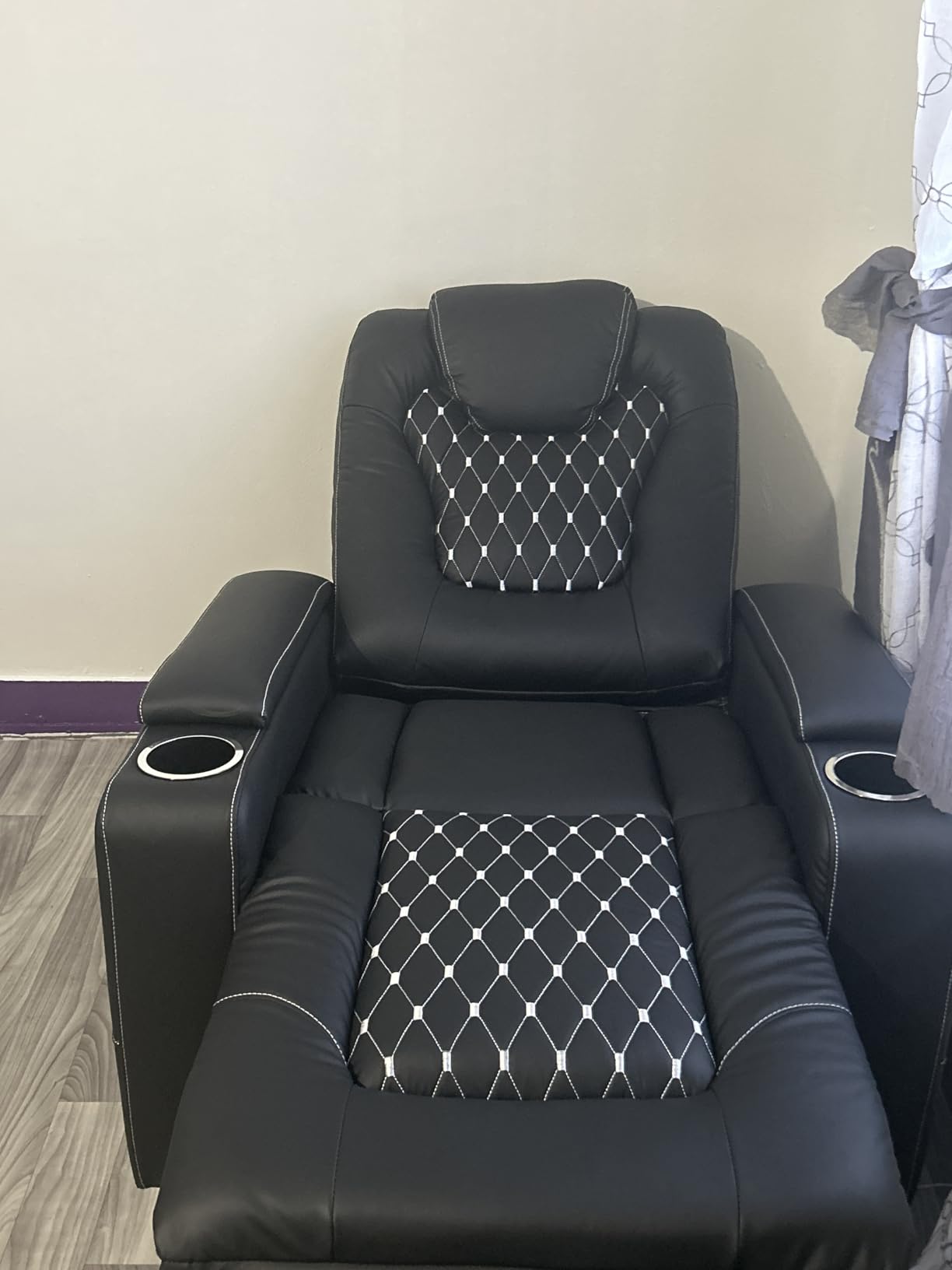 ANJ Power Recliner Chair with USB Ports and Cup Holders - Overstuffed Electric Home Theater Seating PU Leather Reclining Furniture with Hidden Arm Storage, Easy to Clean (Black) customer photo 1