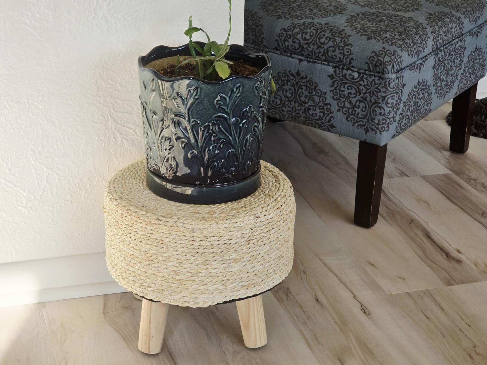 Cpintltr Ottoman Outdoor Sea Grass Stool Poufs Hand Woven Round Foot Stool for Sofa Desk Soft Step Stool Padded Foot Rest Multiple Colors Decorative Furniture Natural/Brown customer photo 1