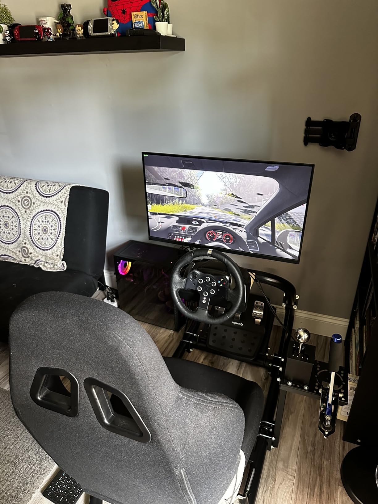 Dardoo Racing Simulator Cockpit Frame with Black Seat for 12Nm Direct Drive customer photo 2
