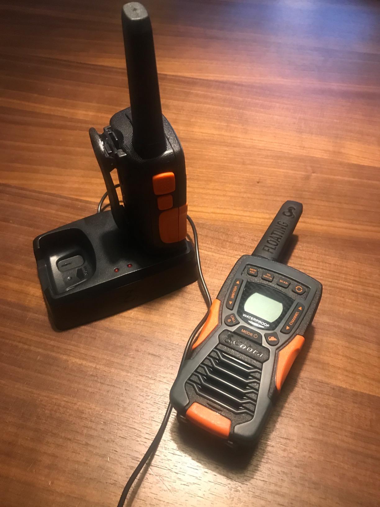 Cobra ACXT1035R FLT Waterproof Walkie Talkies, Rechargeable, Floats customer photo 2