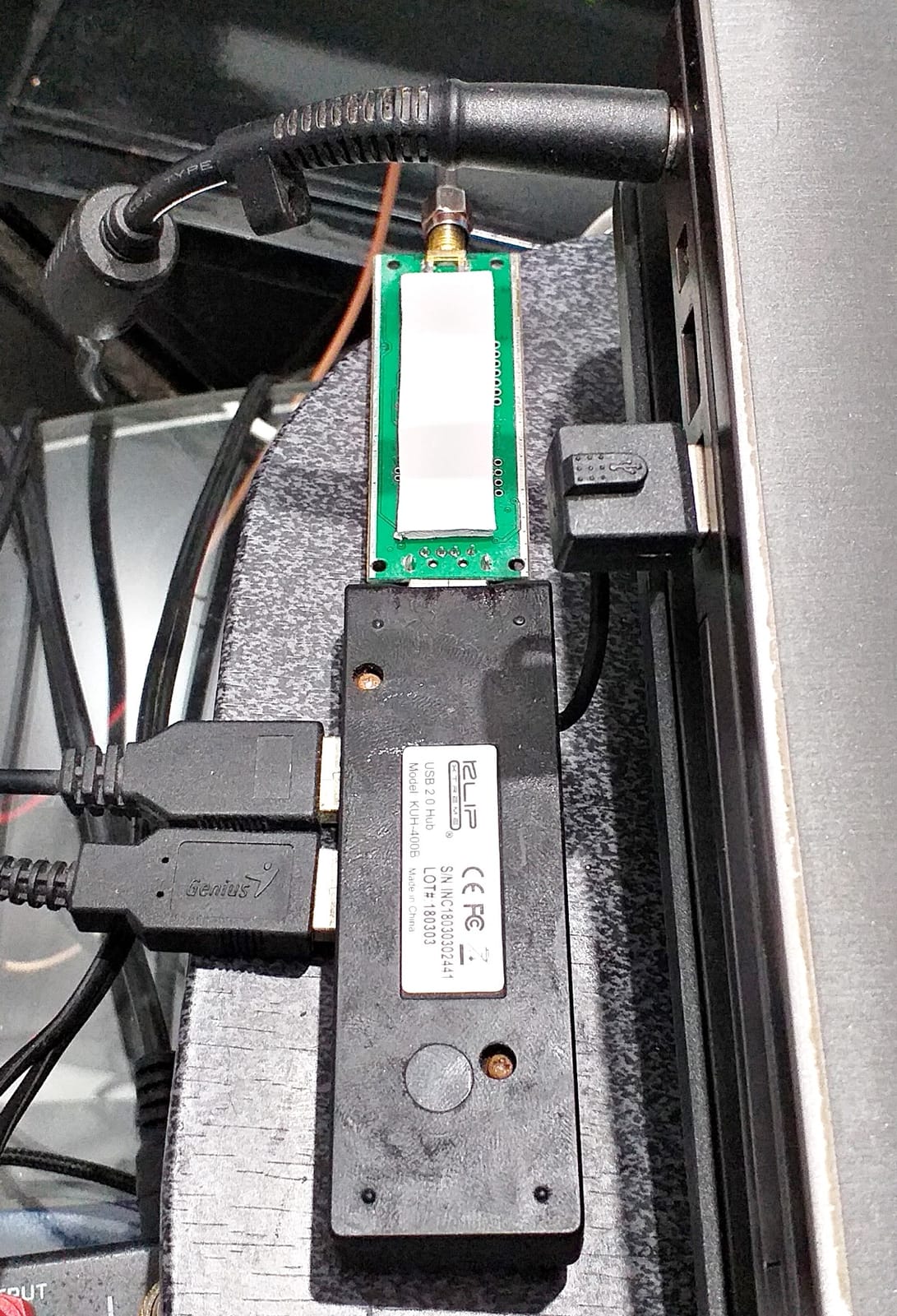 RTL-SDR Blog V3 R860 RTL2832U 1PPM TCXO SMA Software Defined Radio (Dongle Only) (Black) customer photo 2