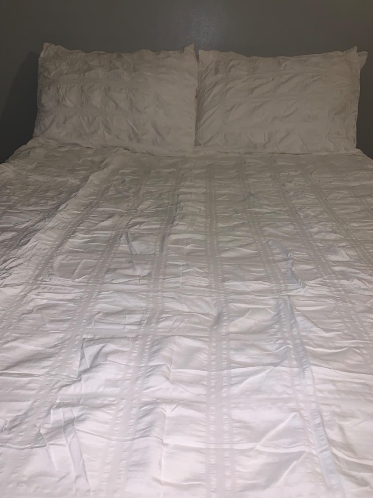 Bedsure White Comforter Seersucker Queen Bed in a Bag 7Pcs Soft Lightweight customer photo 1
