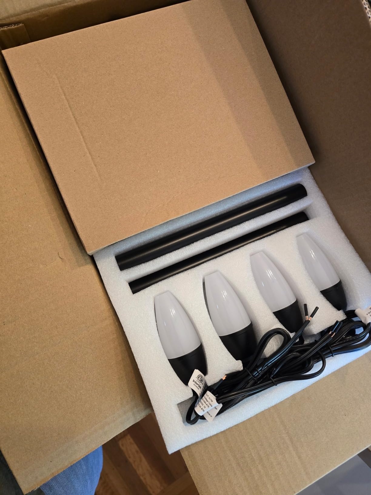 SUNVIE LED Low Voltage Landscape Lighting Kit with Transformer, 10 PCS customer photo 2