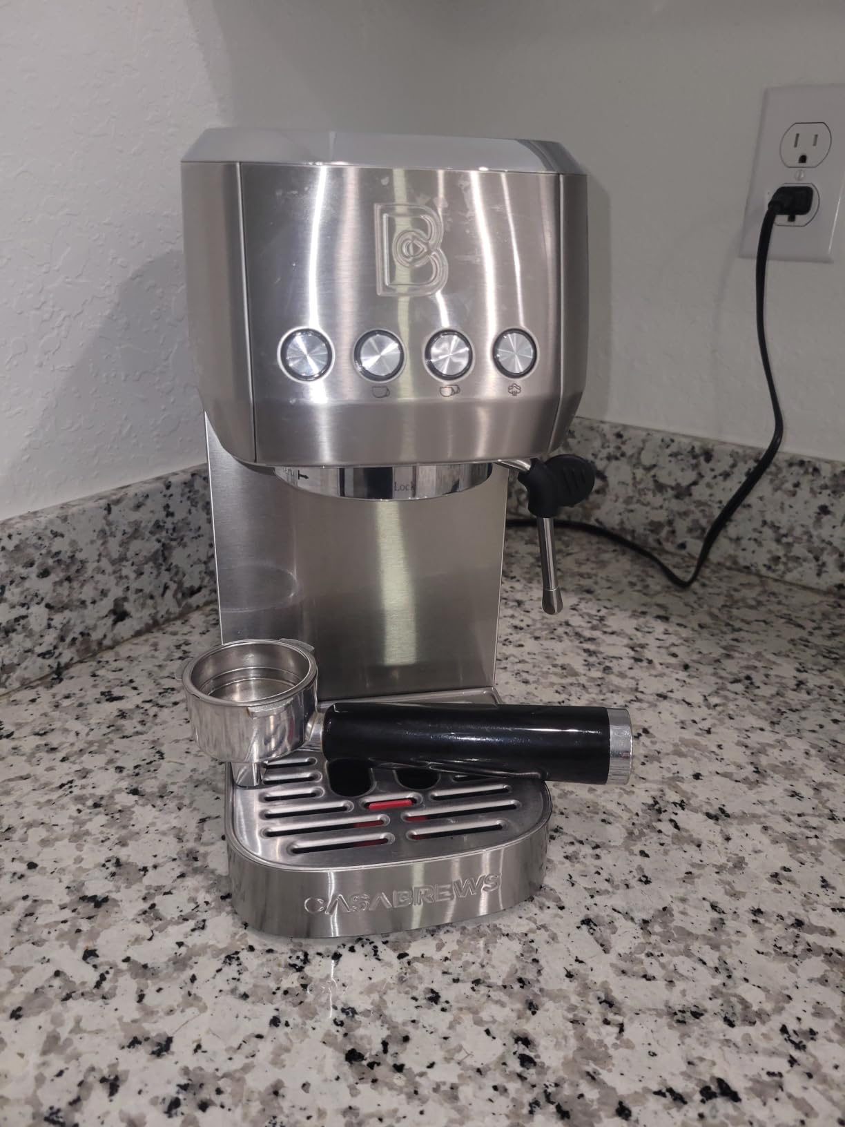 CASABREWS 3700 Essential Stainless Steel Espresso Machine with Steam Wand | 20-Bar Italian Pump, Powerful Steam Wand, 43.9oz Removable Water Tank, Compact Espresso Maker for Home, Cappuccino & Latte customer photo 1