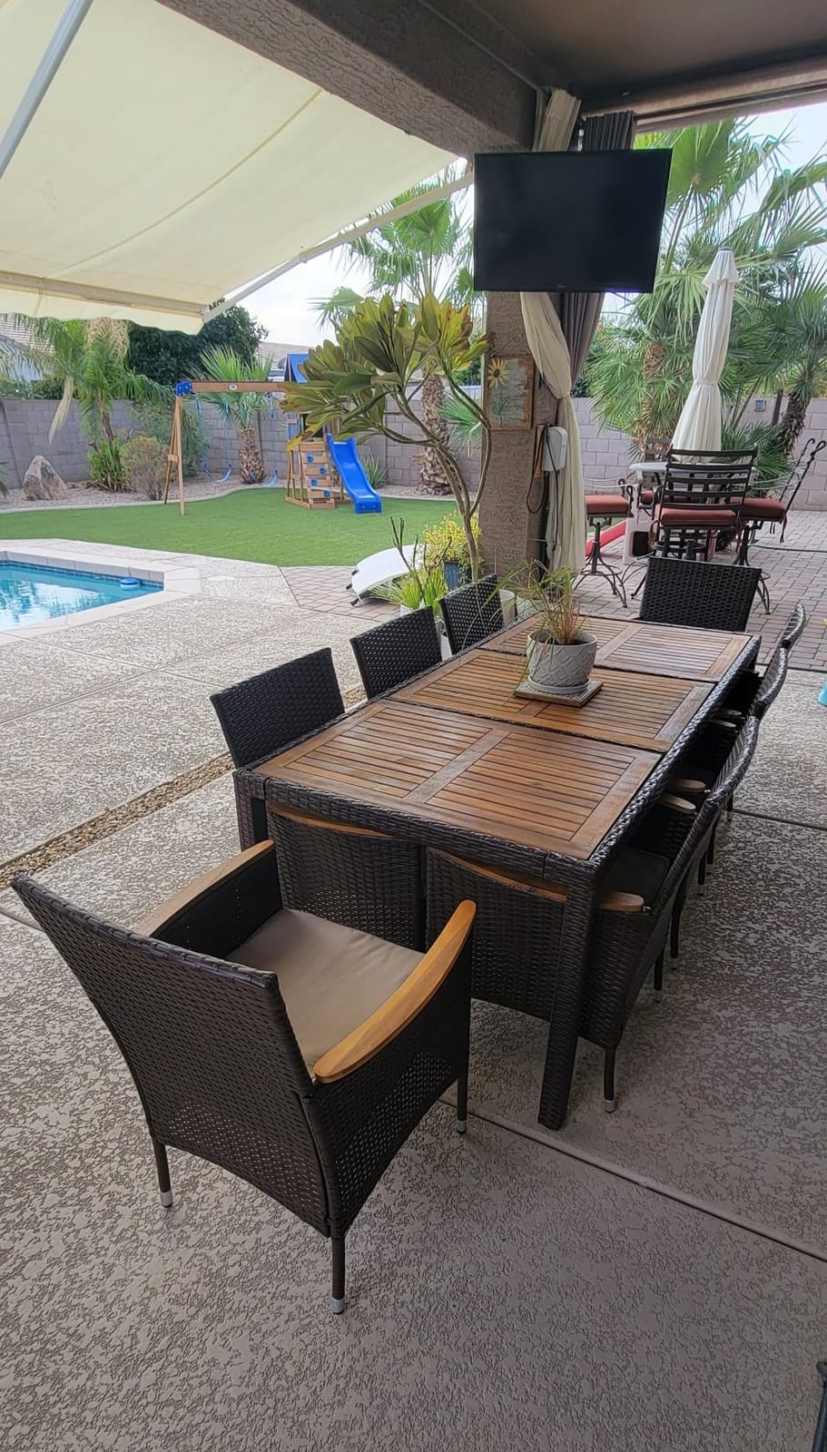 Flamaker Patio Dining Set for 6 Outdoor Acacia Wood Table and Chairs, Black customer photo 1