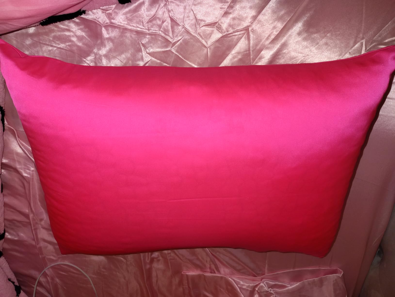 Silk Pillowcase 2 Pack, Natural Mulberry Silk Pillow Cases, Anti Acne Silk Pillowcase for Hair and Skin, King Size Silk Satin Pillowcase Set of 2 with Hidden Zipper, Gifts for Women Men, White customer photo 2
