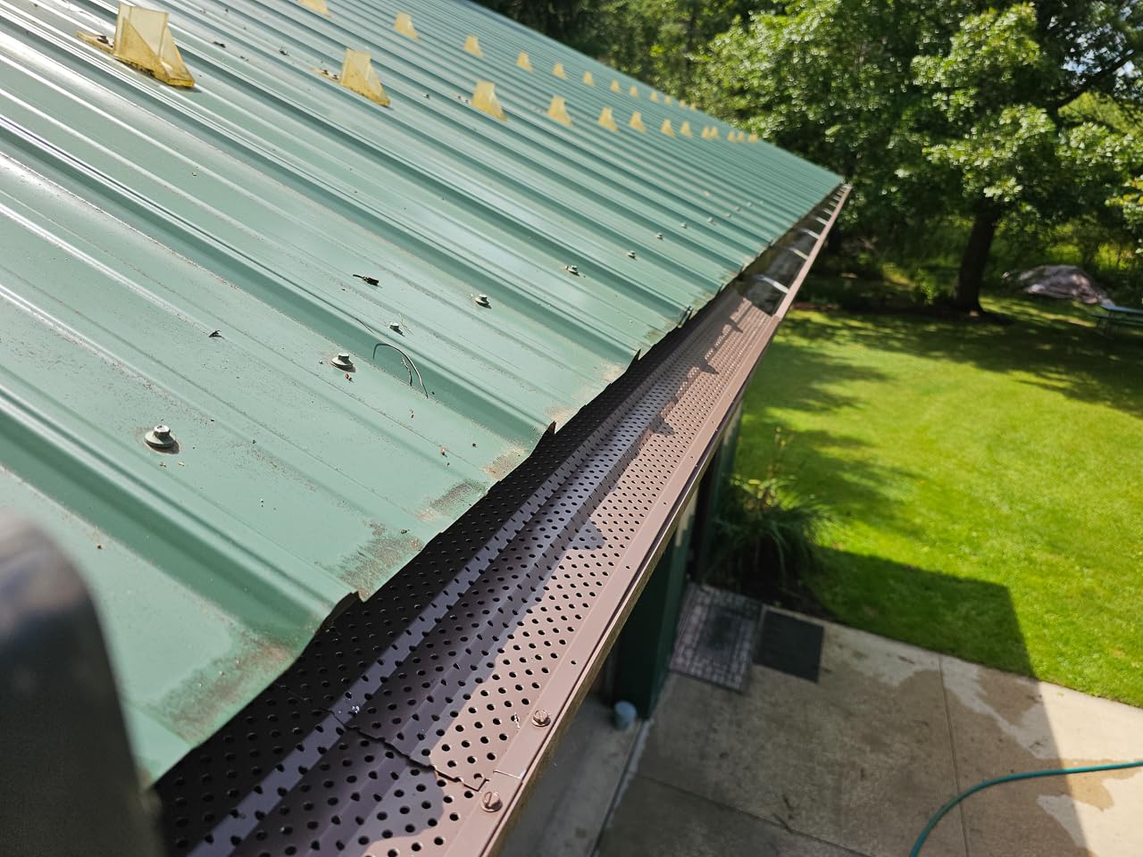 Standard Gutter Guards, 5 Inch, 200 FT, Aluminum, Royal Brown customer photo 1