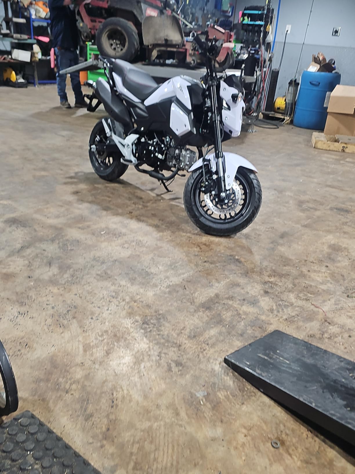 HHH Adults 125cc Motorcycle Bike Hellcat Vader Gas, 4 Speed, Street Bike, Sports Dirtbike, Street Scooter. customer photo 2