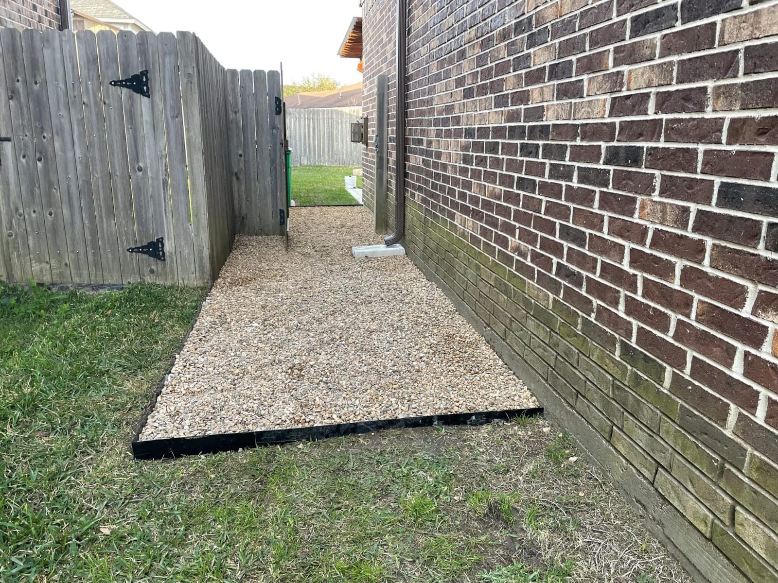 Standartpark Vodaland Permeable Pavers - EasyPave Grass & Gravel Driveway Grid - Load Class A-D, 100% Recycled PPE Plastic Pavers, 2