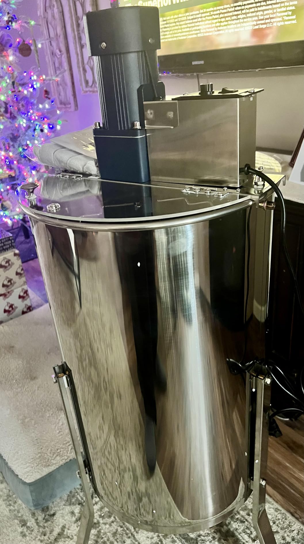 VEVOR Electric Honey Extractor, 4/8 Frame, Silver customer photo 1