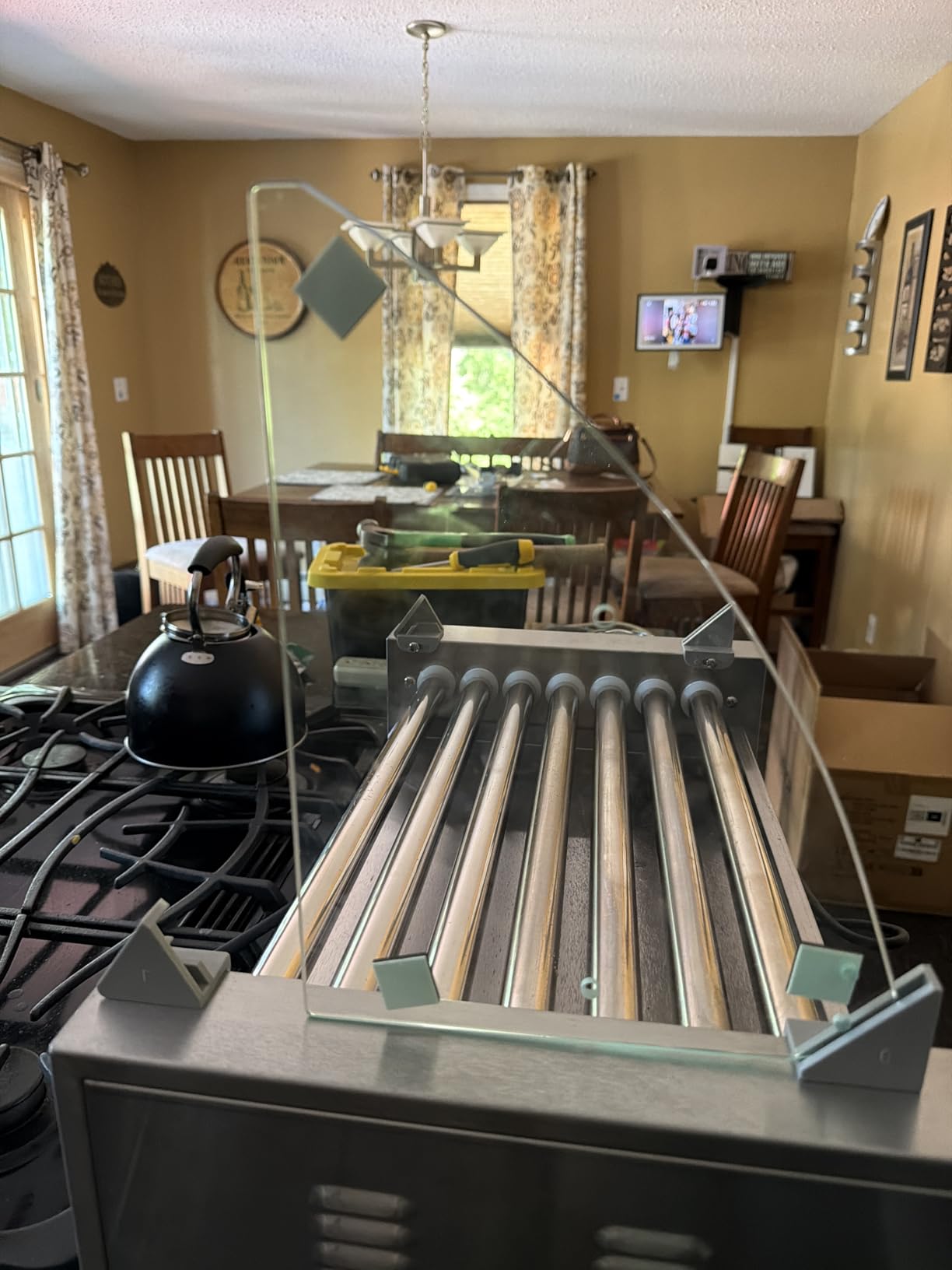 VEVOR Hot Dog Roller 7 Rollers 18 Hot Dogs Capacity 1050W Stainless Sausage Grill Cooker Machine with Dual Temp Control Glass Hood Acrylic Cover Bun Warmer Shelf Removable Oil Drip Tray, ETL Certified customer photo 2