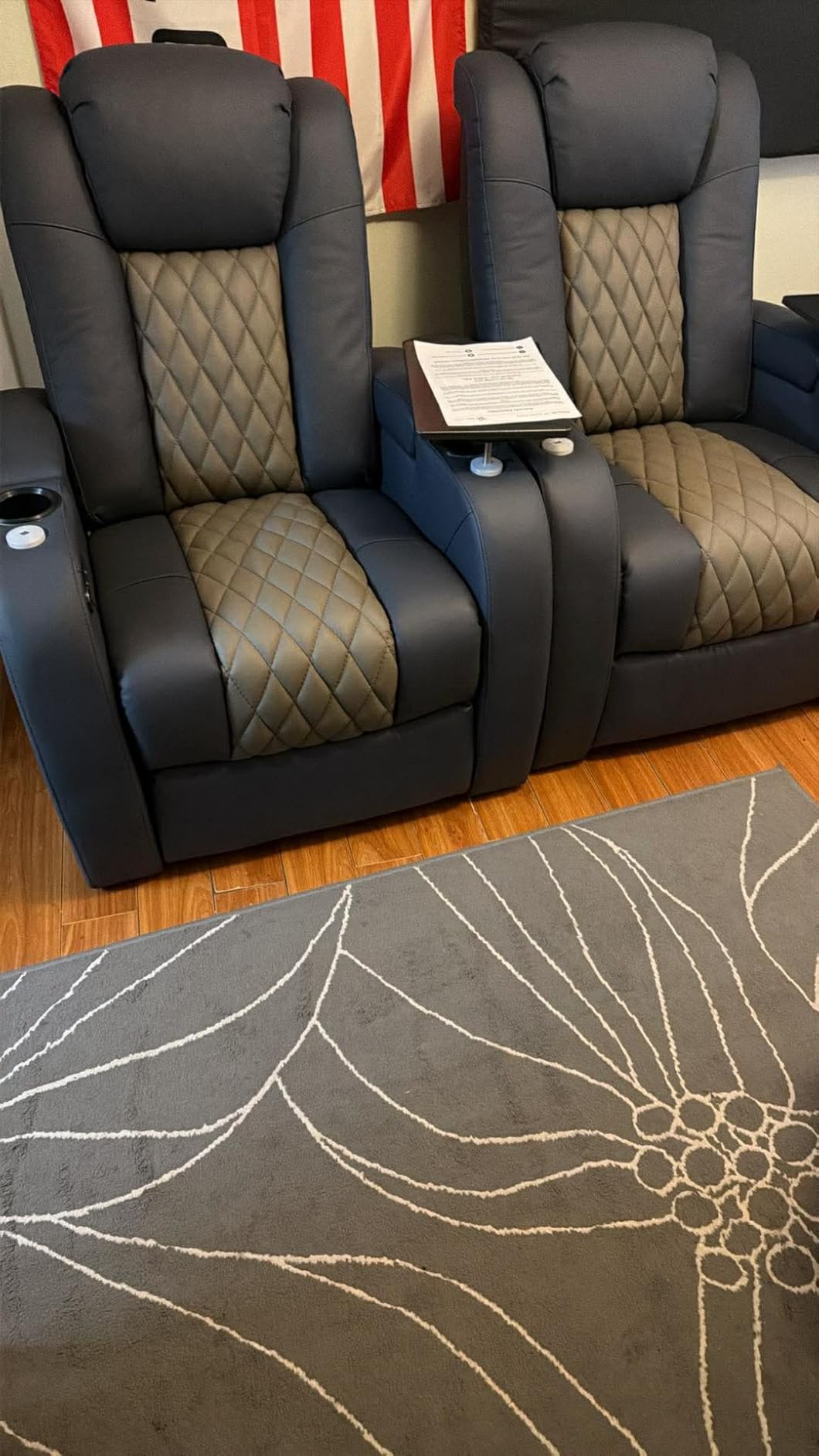 Weilianda Home Theater Seating, Top Grain Leather Movie Theater Chair customer photo 2