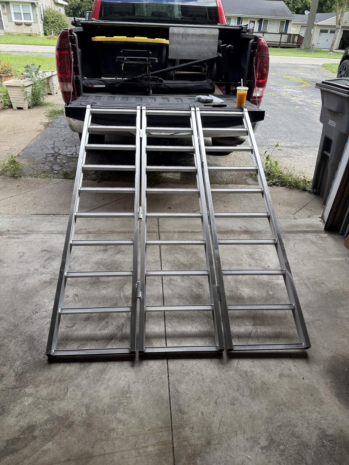 YUTRAX® 69” Tri-Fold Ramp, Aluminum Tri-Fold Ramp, 1750 lb. Capacity, Lightweight, Spans Entire Tailgate, Easy Loading, ATV/UTV Loading customer photo 2