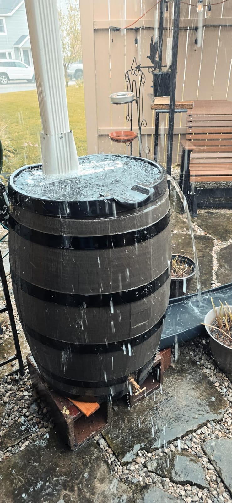 RTS Home Accents Premium 55-Gallon Rain Barrel with Removable Lid, Flat Back Rain Water Collection Barrel, Woodgrain with Black Stripes customer photo 2