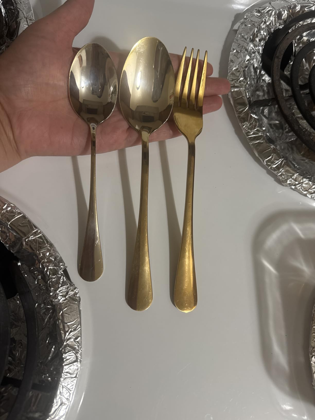 60 Piece Silverware Set Service for 12,Premium Stainless Steel Flatware Set,Mirror Polished Cutlery Utensil Sets,Durable Home Kitchen Eating Tableware Sets,Include Fork Knife Spoon,Dishwasher Safe customer photo 2