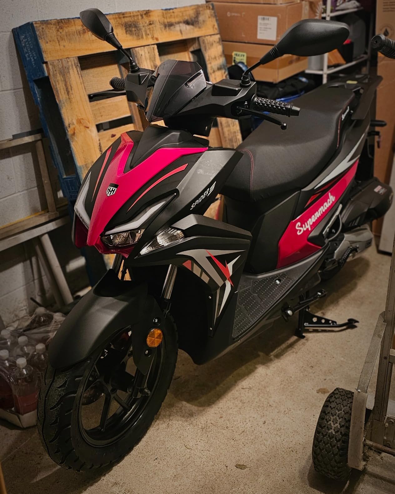 HHH Spider 200 EFI Scooter Clash 200cc EFI Deluxe Gas Powered 200cc Motorcycle Street Scooter Fully Automatic 14 inch Tires (Black Color) customer photo 1
