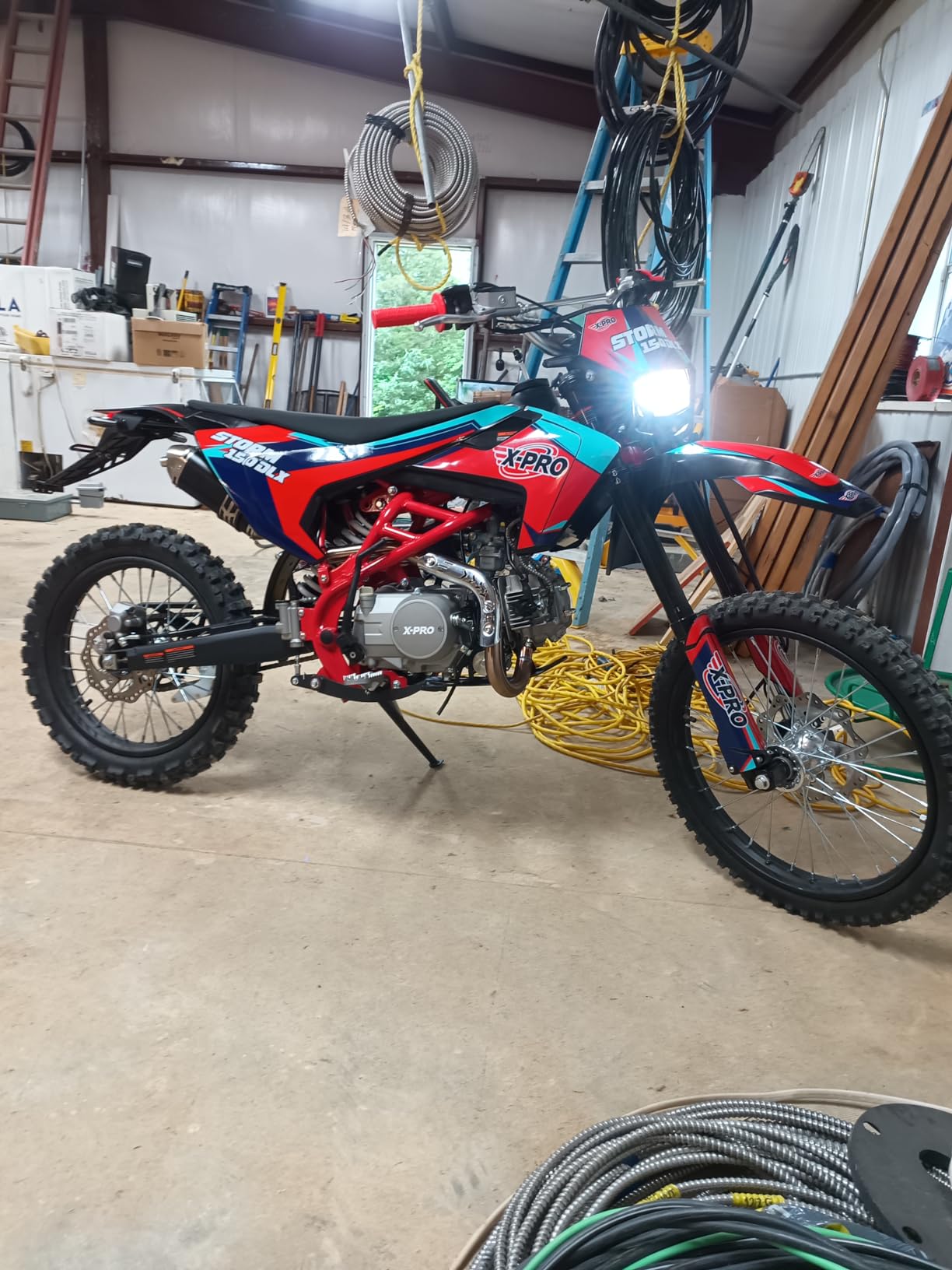 X-PRO 150 Dirt Bike Storm DLX 150 4-Speed Manual Transmission with All Lights, Electric/Kick Start, Big 19