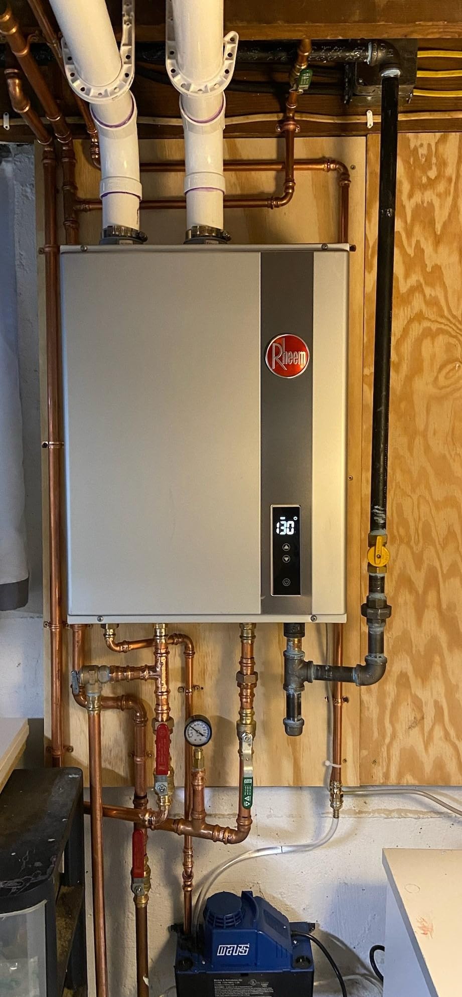 Rheem RTGH Series 9.0 GPM Natural Gas Tankless Water Heater Indoor | 180,000 BTUs Super High Efficiency On Demand, Continuous Hot Water | Condensing Ultra-Low Nox customer photo 1
