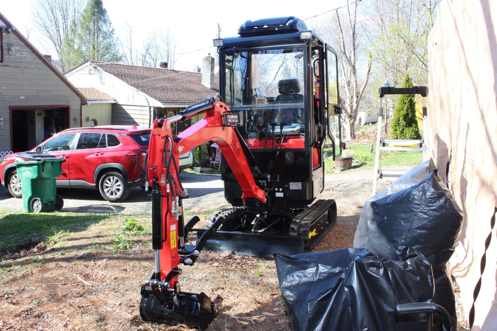 2 Ton TERROR XVIII Heater Aircon Cabin Mini Excavator, EPA certified USA KUBOTA D902 Diesel Machine for Garden, Farms, Parks, Roads – Ideal for Digging, Drilling, Bull-Dozing customer photo 2