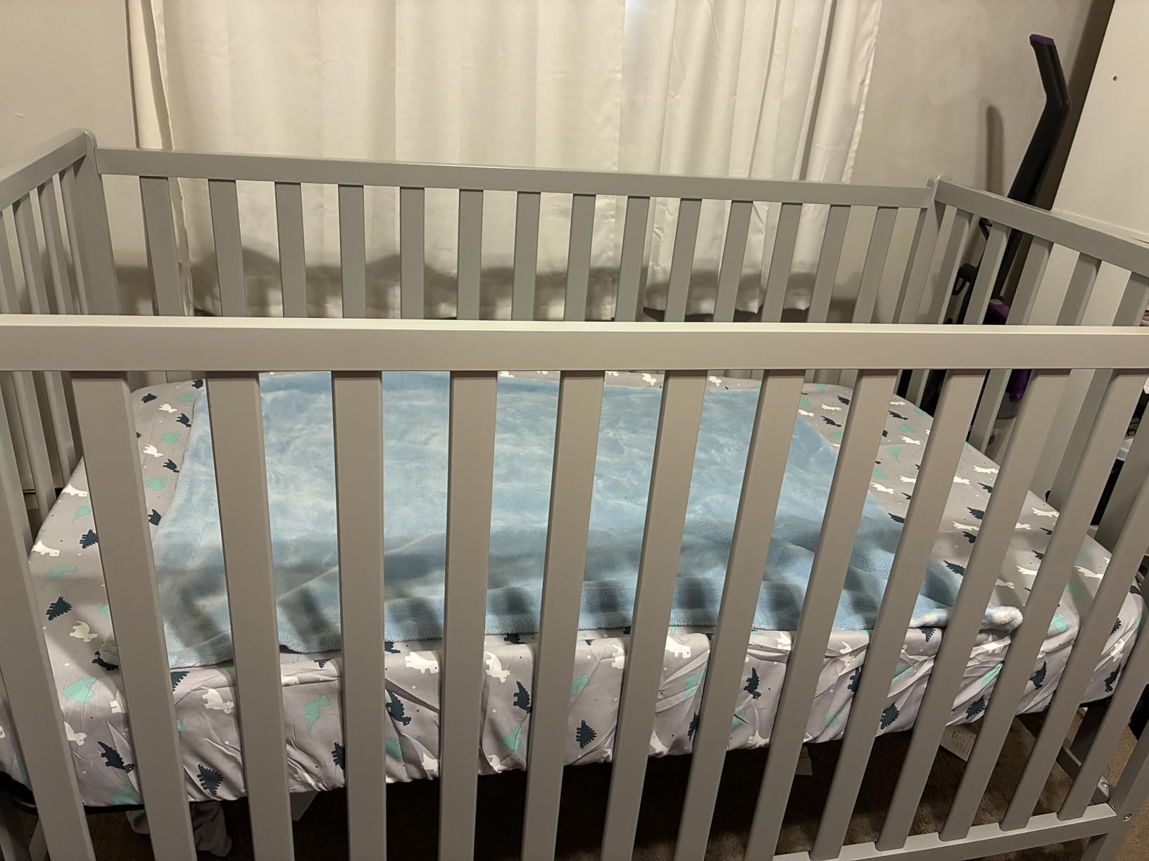 Delta Children Heartland 4-in-1 Convertible Crib, Natural customer photo 2