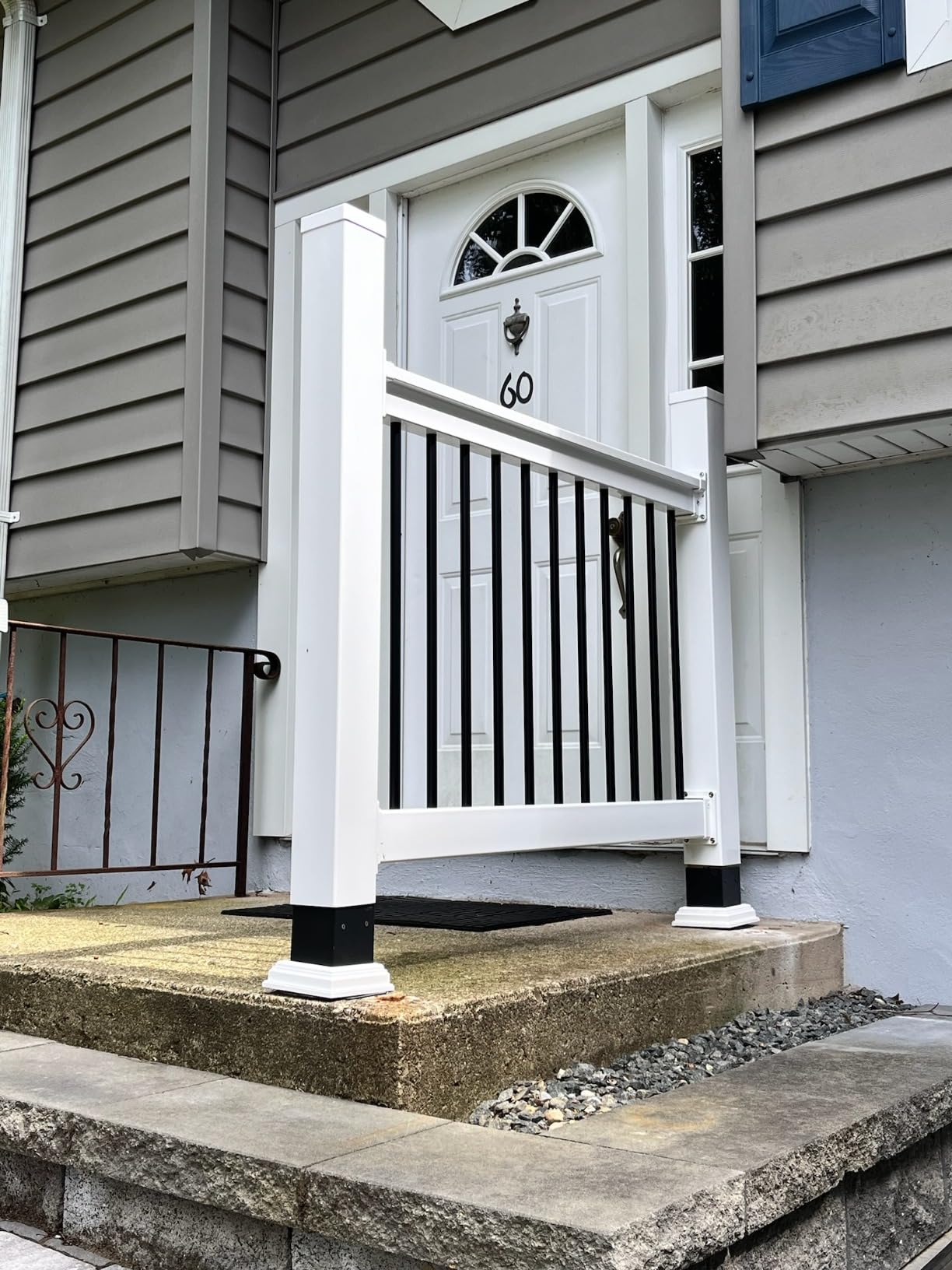Weatherables Bolton Stair Railing Kit – Aluminum and Vinyl Railing Kit for Decks, Porches, Outdoor Stairs, and More (42” x 72”) customer photo 2