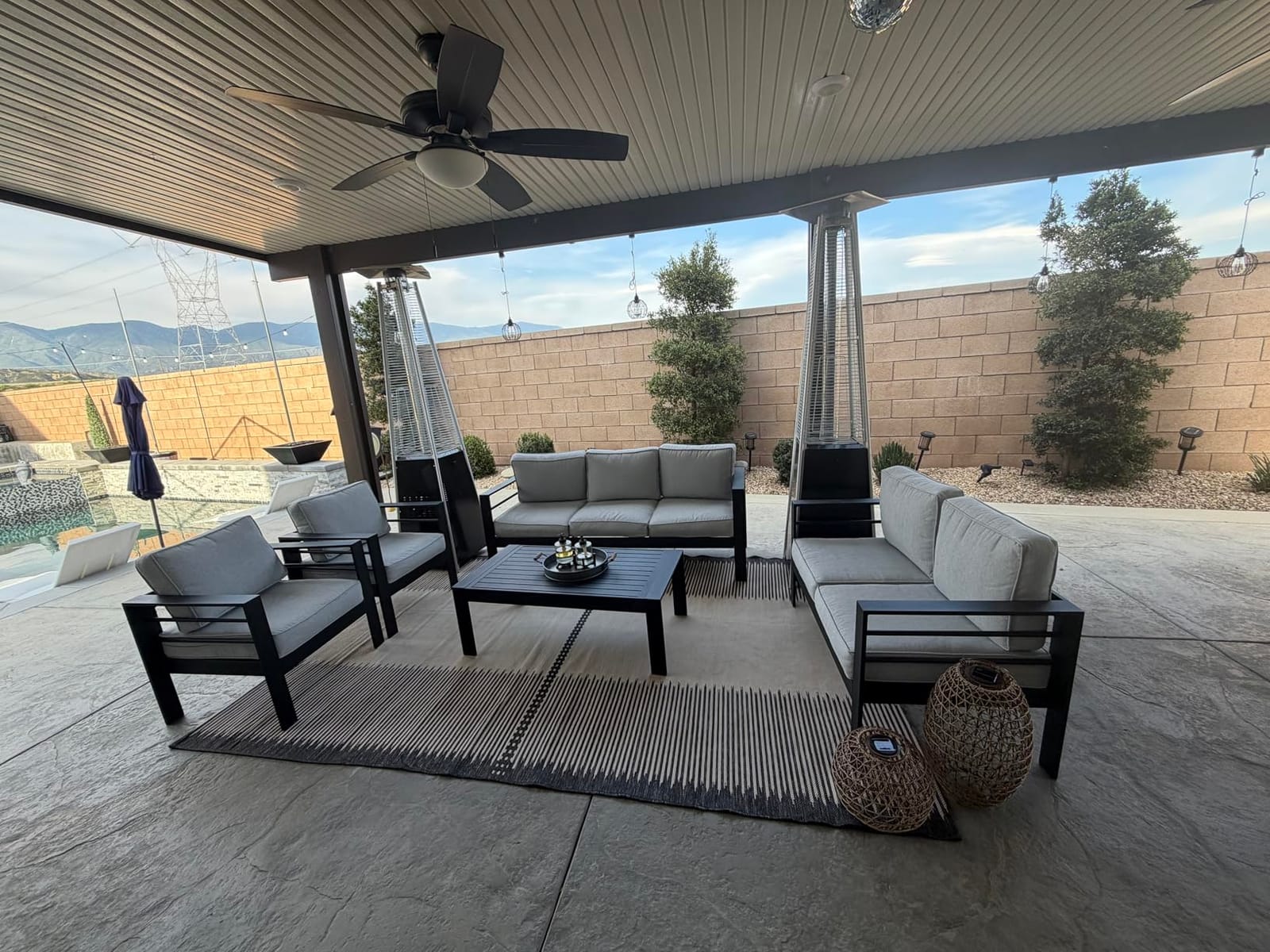 LayinSun Outdoor Aluminum Furniture Set, 5 Pieces Patio Sectional Conversation Chat Sofa Modern Seating Set with Coffee Table customer photo 2