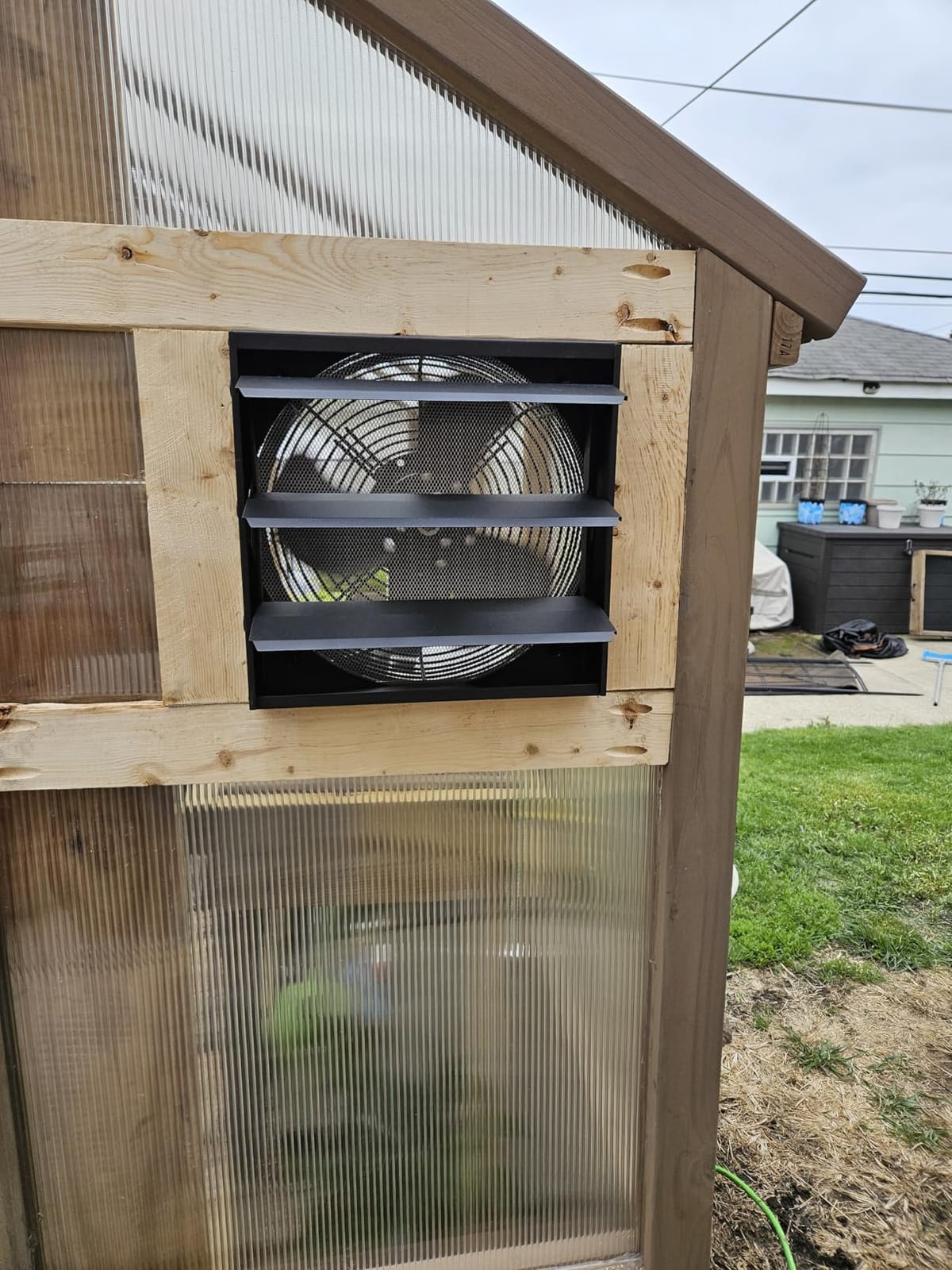 HG Power 10 Inch Shutter Exhaust Fan, 647CFM Quiet Garage Exhaust Fan with 8 Foot Long ON/OFF Switch Cable for Chicken Coop, Shed, Basement, Gable, Kitchen, Attic Ventilation Use, Black customer photo 2