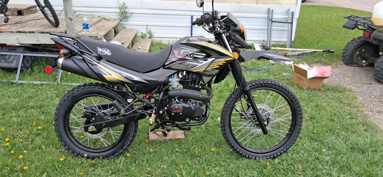 X-PRO Cavalier 250 with Zongshen Counter Balanced Engine 5-Speed Manual Transmission Dual Sports Enduro Dirt Bike, 21