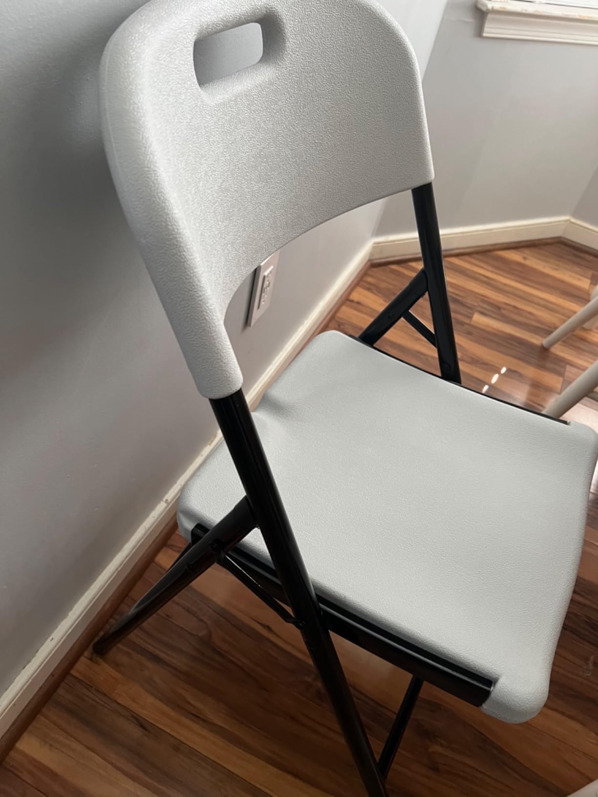 10 Pack Thicker 800 LBS Black Folding Chairs, Commercial Grade Folding Chair, Foldable Chairs for Events customer photo 2