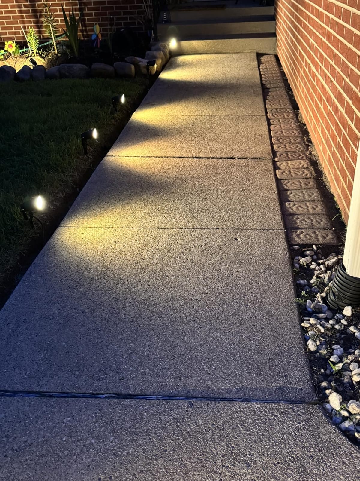 ZUCKEO 12W RGB Low Voltage Landscape Lights, LED Color Changing Landscape Lighting, IP66 Waterproof Outdoor Spotlight, 12V 24V Christmas Decorative Light for Yard Garden Path(12Pack) customer photo 1