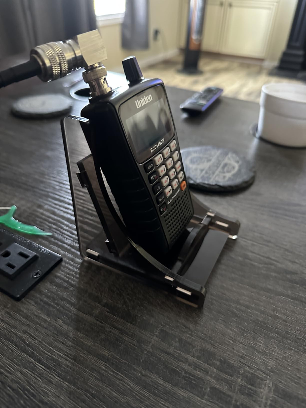 Uniden Bearcat BCD160DN Handheld Digital Scanner, Exclusive Features, Band Scope Rapid System/Channel Number Tagging, Narrow-Band Reception, and Search Features to Detect Signals Faster Than Ever customer photo 2