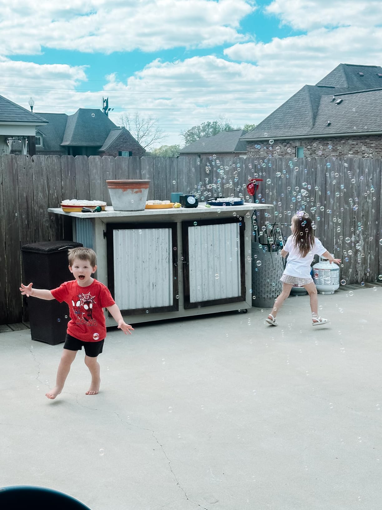 Bubble Machine Automatic Bubble Blower for Kids: Battery Operated Bubble Maker for Toddlers 1-3 | 20000+ Bubbles Per Min Contain 6 AA Battery | Outdoor Toys for Parties Birthday Wedding customer photo 2