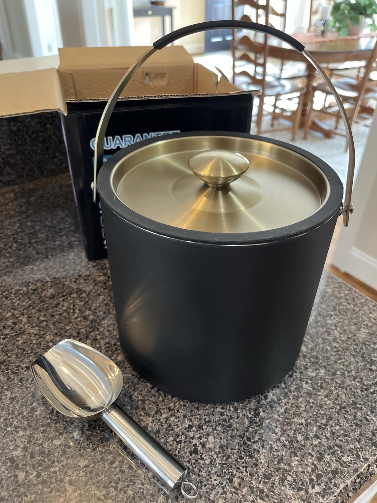 3.2L/3.4Qt Modern Insulated Ice Bucket with Lid, Scoop customer photo 2