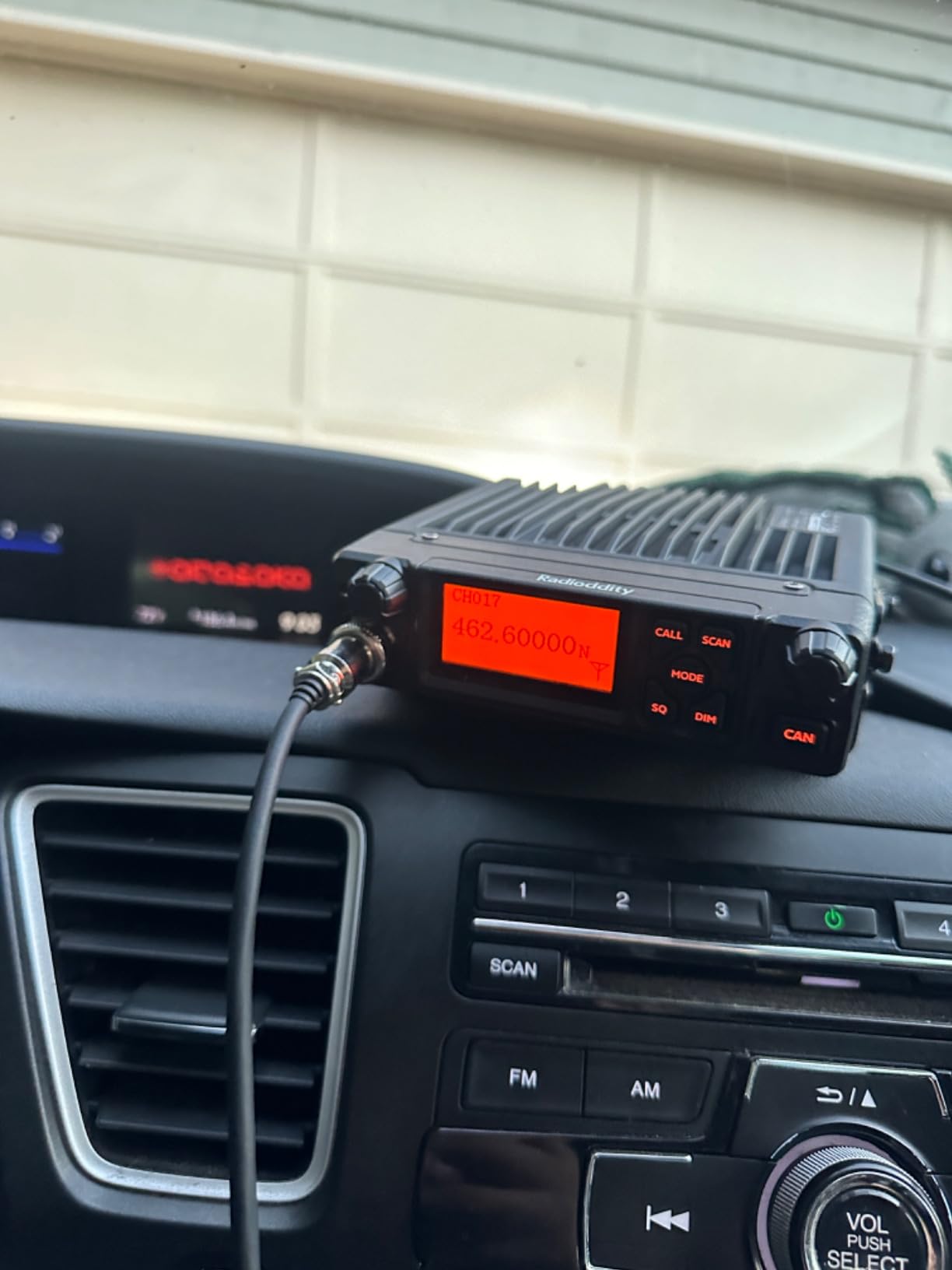 Radioddity DB40-G GMRS Mobile Radio 40W, Dual Display, 199 Channels customer photo 1