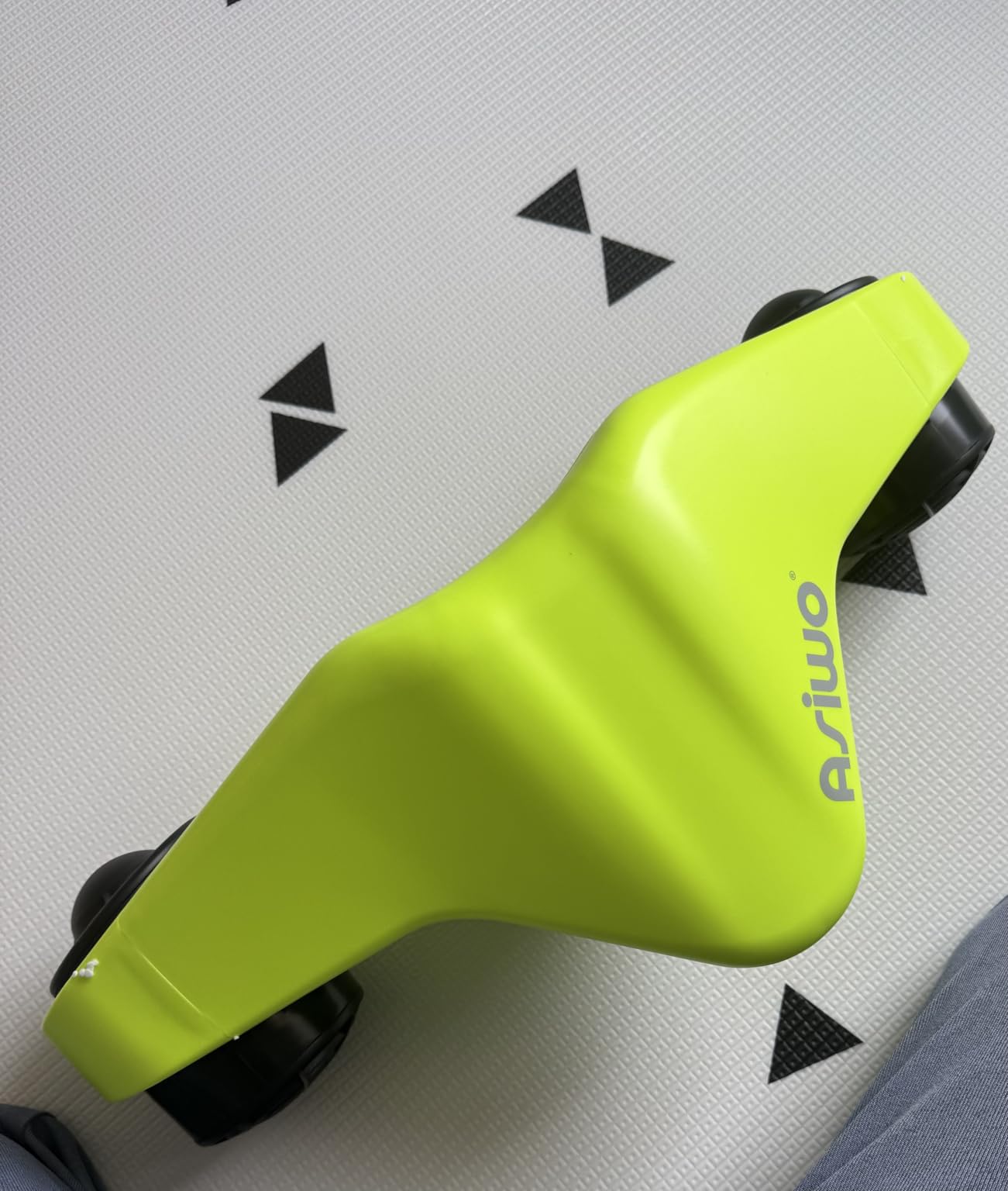Asiwo Manta Underwater Scooter for Adults, Dual-Motor Sea Scooter, 3 Speeds, 35-Min Runtime, 131-ft Depth, 19.8-lb Thrust, Action Camera Mount for Diving and Snorkeling customer photo 2