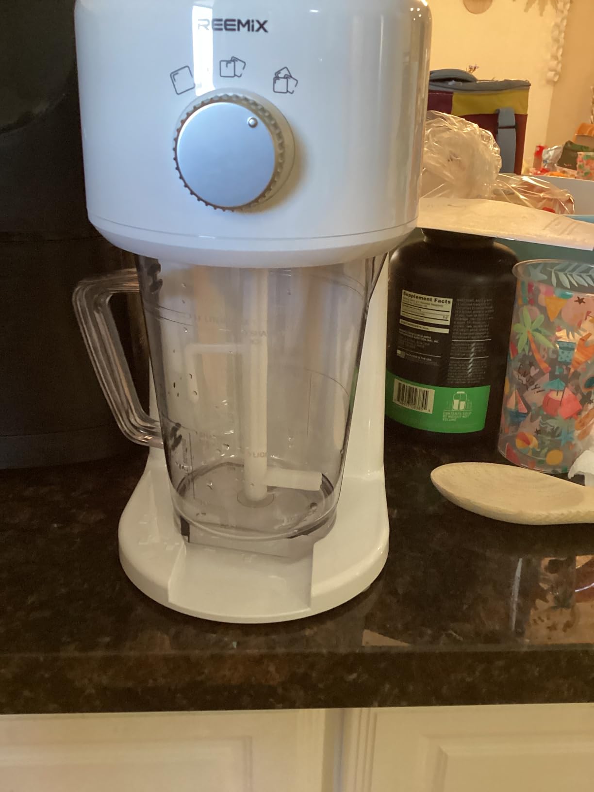 Reemix Shaved Ice Machine, Electric Ice Shaver and Snow Cone Machine customer photo 2