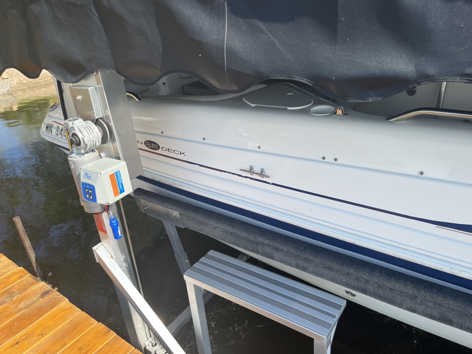 Extreme Max 3006.7129 Boat Lift Step-Over customer photo 2