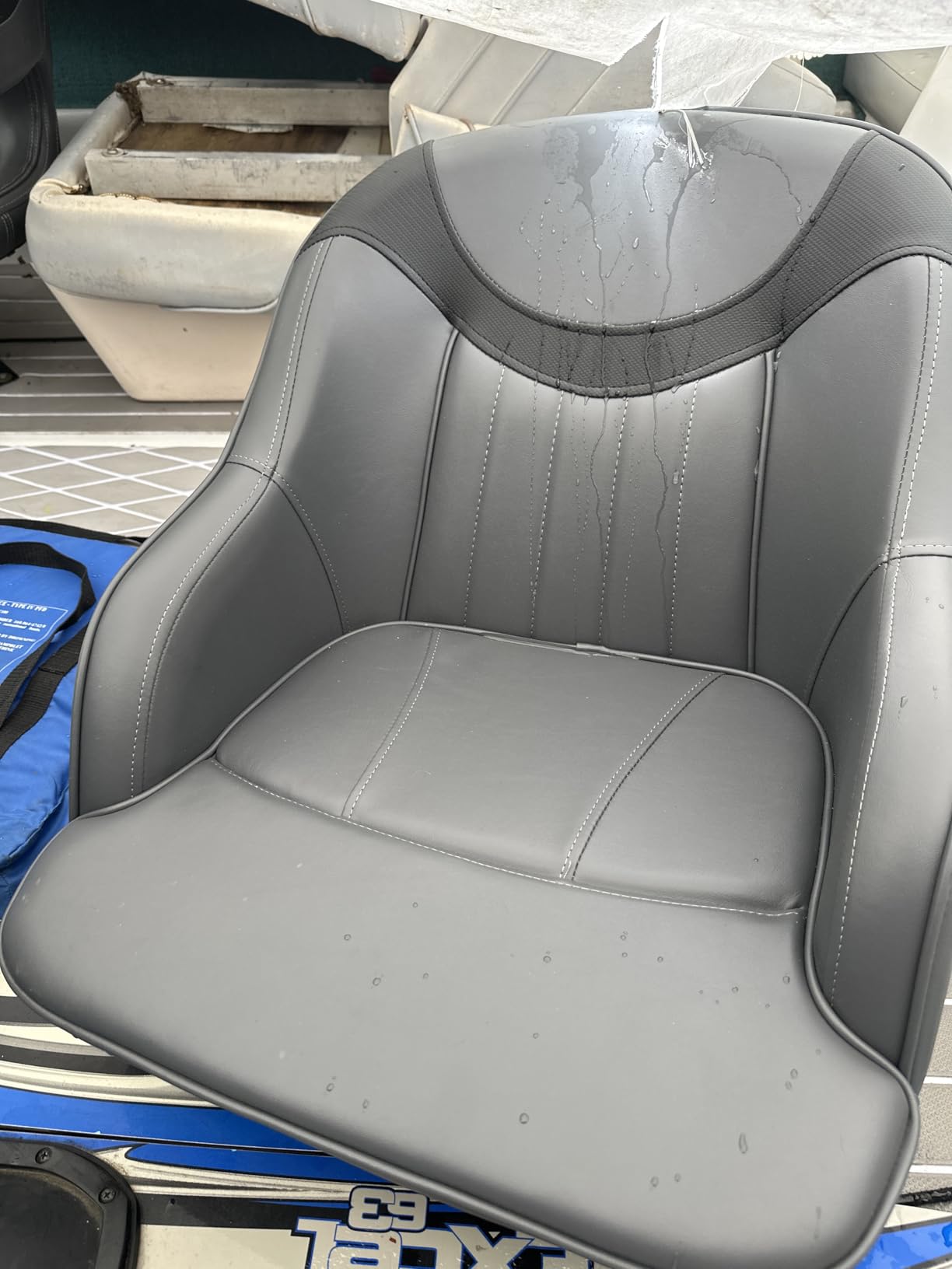 NORTHCAPTAIN Pontoon Boat Seat Captain Bucket Seat with Boat Seat Cover customer photo 1