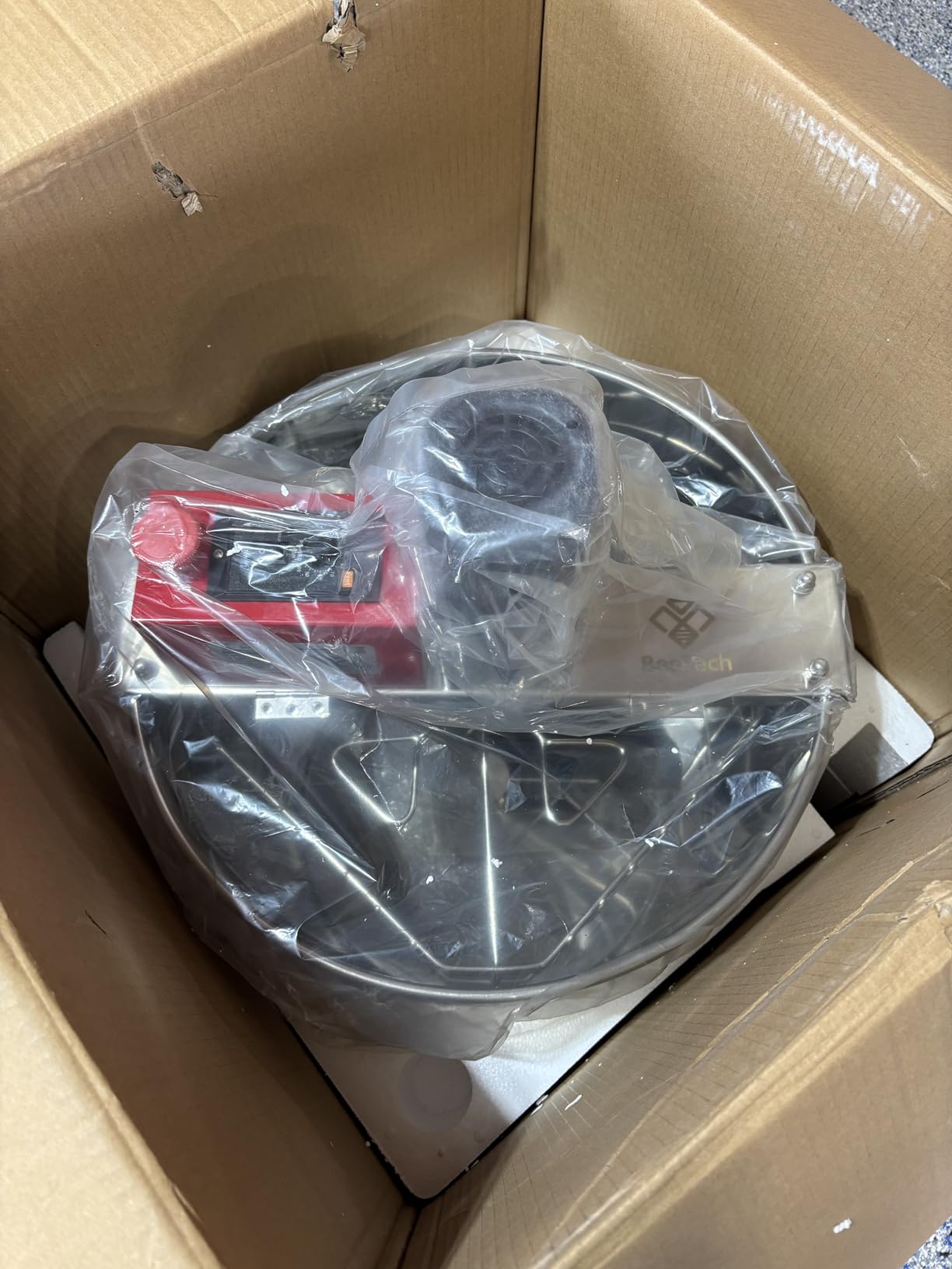 Newest 4/12 Frames Electric Honey Extractor Equipment with Protective Cover, 2nd Gen Intelligent Control Device Designed for Business and Farms customer photo 1
