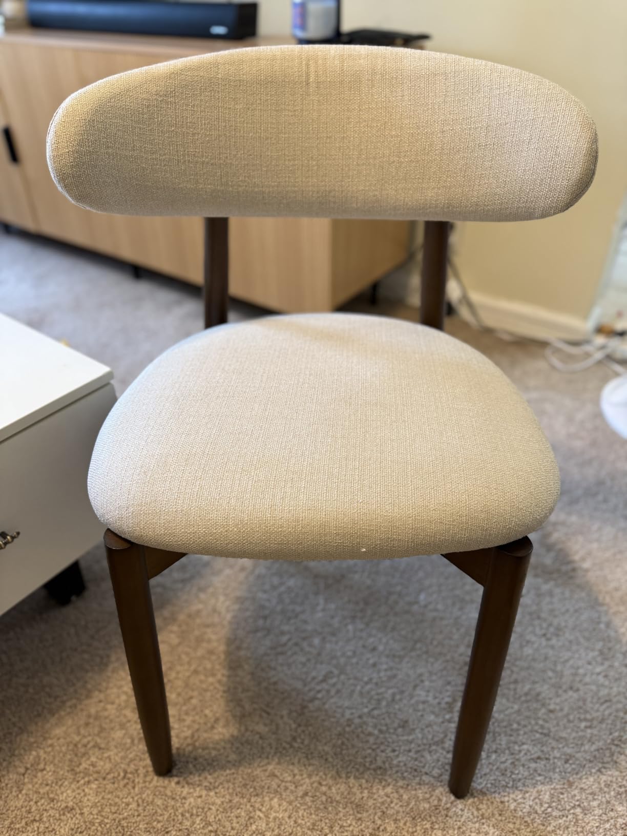 COLAMY Wooden Dining Chairs Set of 4, Modern Fabric Upholstered Kitchen Side Chairs, Farmhouse Dining Room Chair with Foot Pegs, Beige customer photo 2