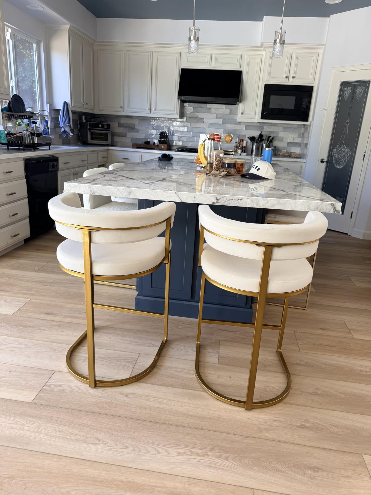 Set of 2 Beige Modern Velvet Bar Stools with Barrel Backrest, Upholstered Seat, and Gold Metal Footrest – 25.6-Inch Seat Height, Ideal for Counters, Home Bars, and Kitchen Islands customer photo 2