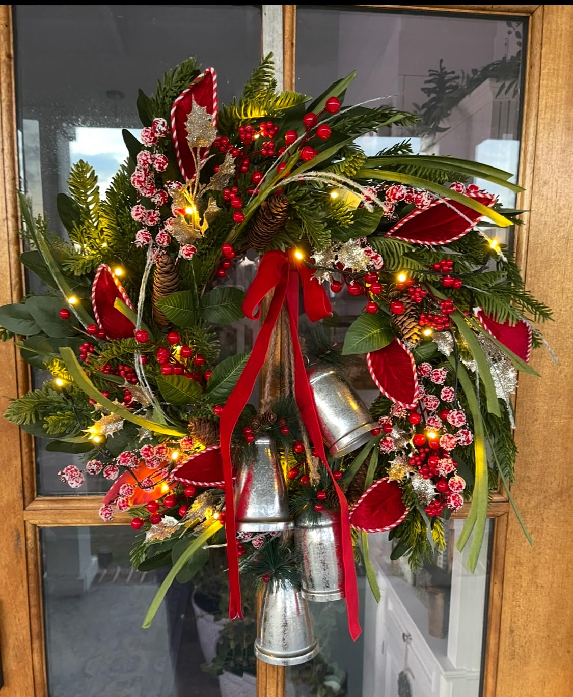 Christmas Wreath with Lights,Outdoor Pre-lit Christmas Wreaths for Front Door-24 Inch Xmas Door Wreath with Pine Needles Pine Cones and Red Berries- Farmhouse Home Christmas Decorations customer photo 2