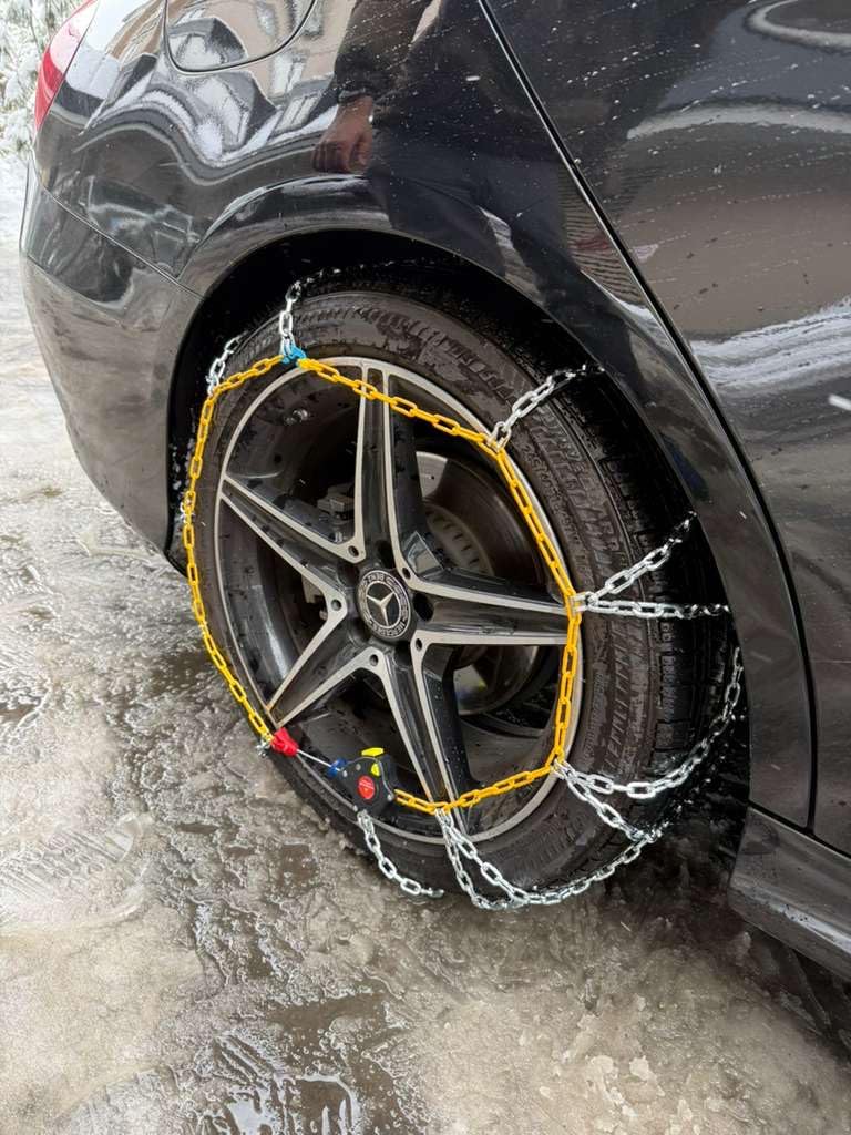 Auto Tightening Snow Chains Tire Chains For Cars Suv Pickup Trucks - Auto Tightening 1 Min Quick Fit AND Easy Installation, Reusable Universal Emergency Traction Snow Chains - Set of 2(HKN160) customer photo 2