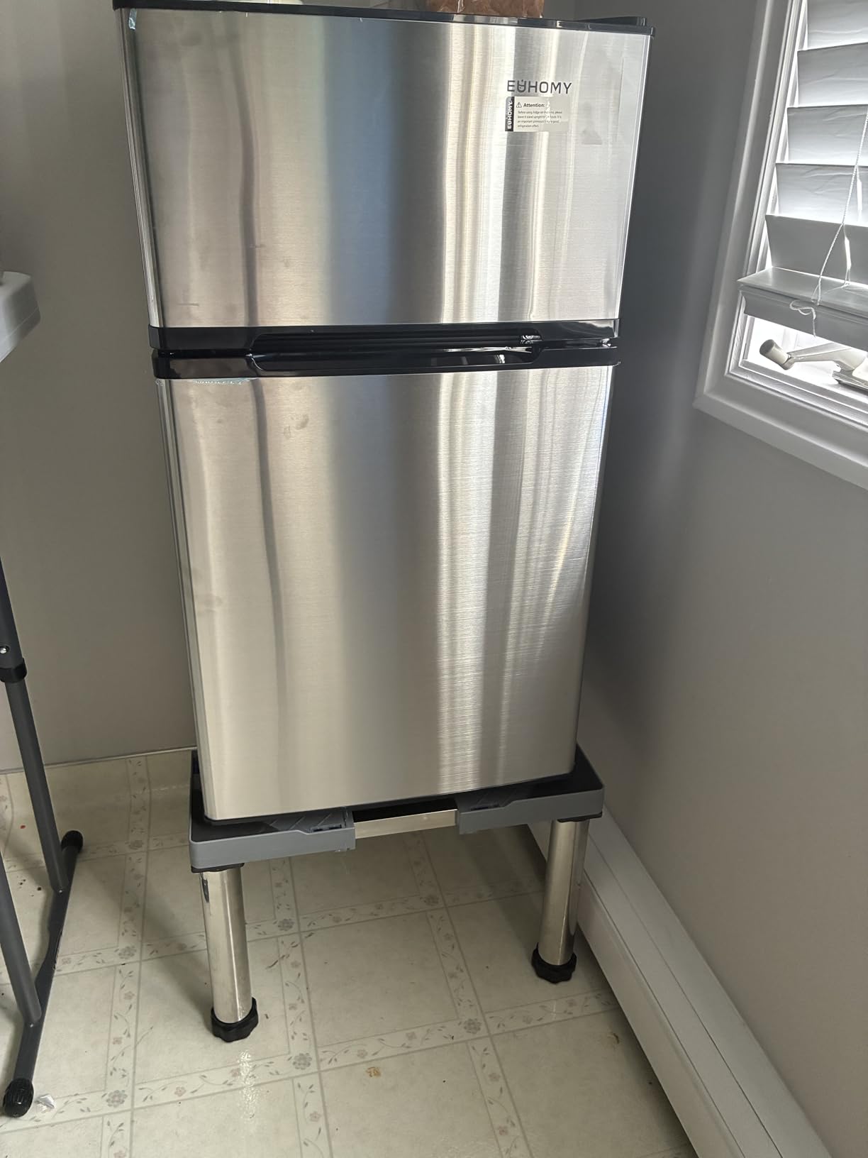 EUHOMY 4.5 Cu.Ft Mini Fridge with Freezer, 2 Door Mini Refrigerator, Black customer photo 1
