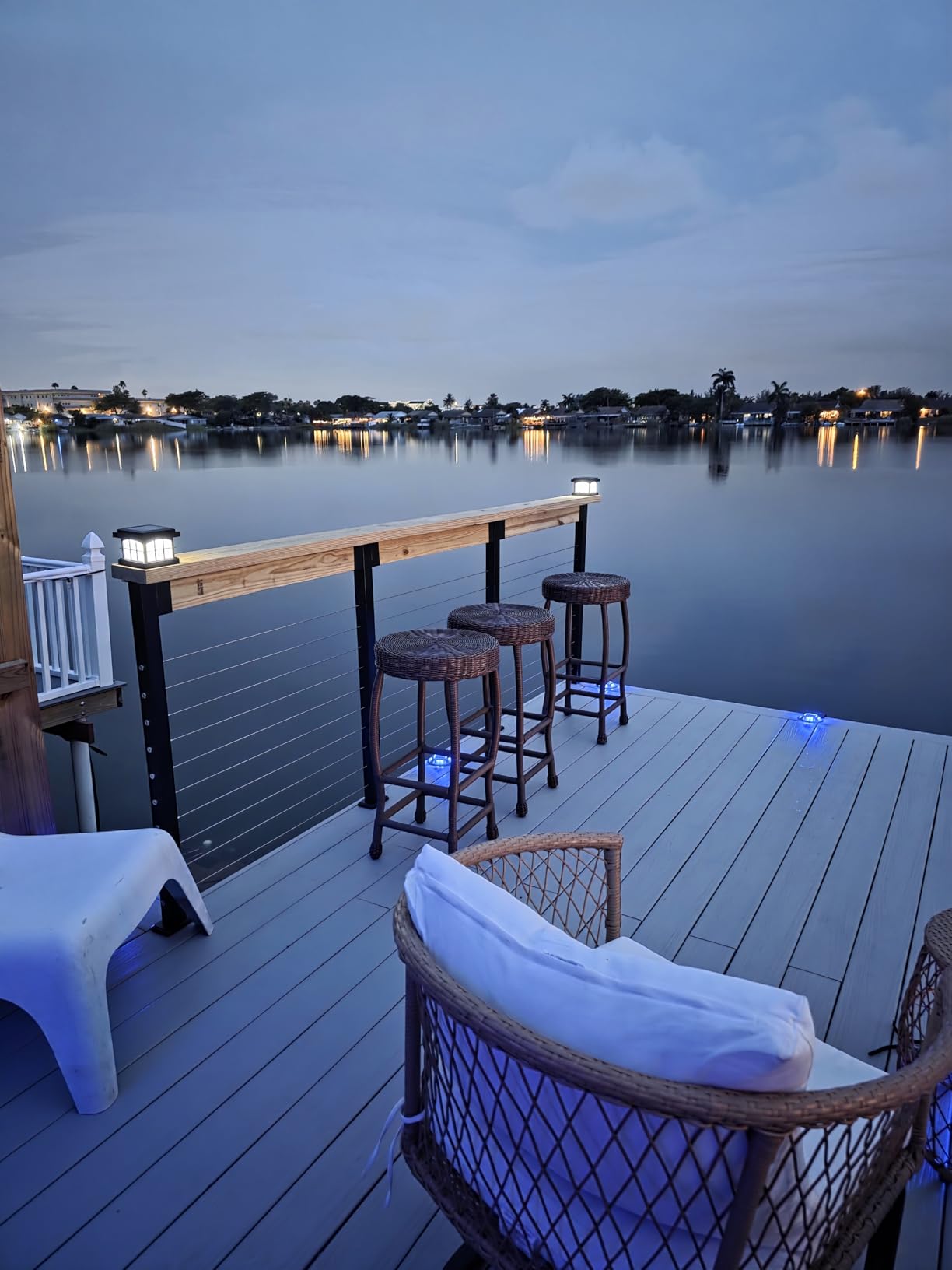 16-20FT Black Modular Cable Railing Post Kits 42 Inch 5 Level Post Kit, Cable Railing System for Deck Including 5 Railing Posts, 250FT Sufficient Length Cable, 24 Swage Terminal (No Handrail) customer photo 2
