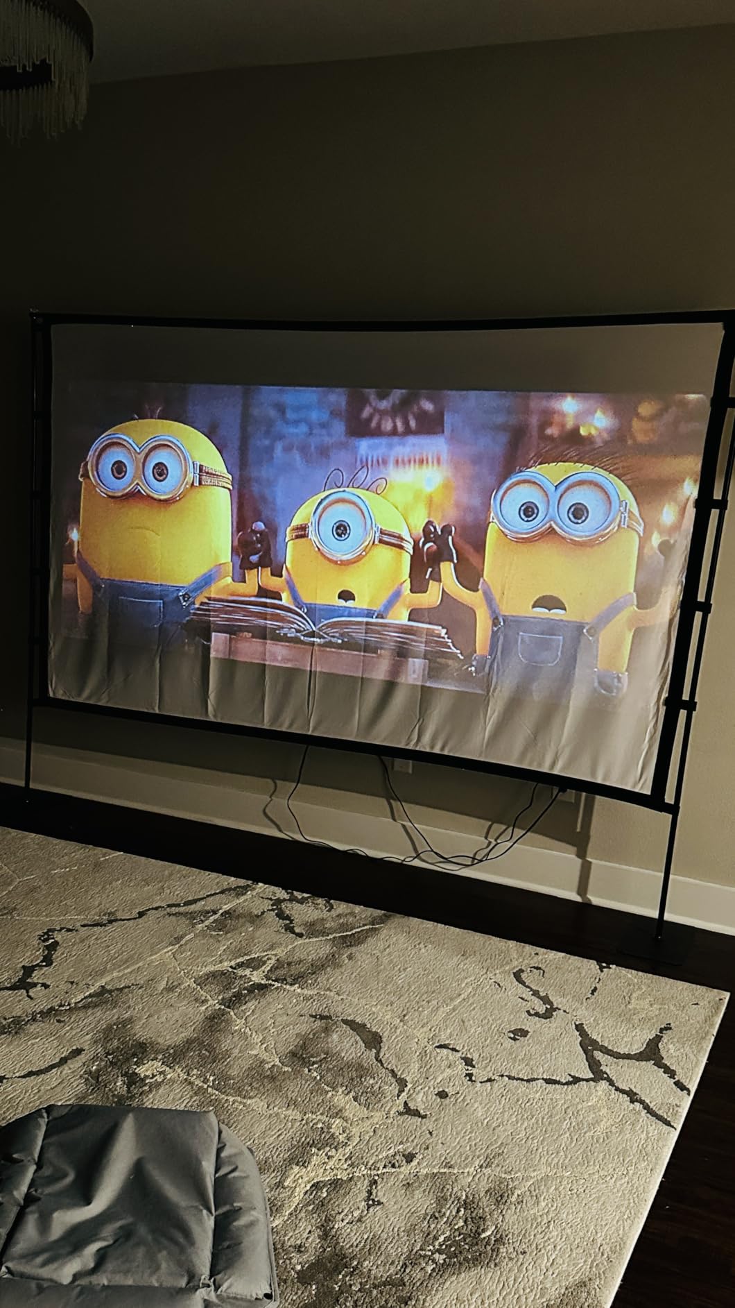 STWUI Outdoor-Projector-Screen-with-Stand - 120 inch Portable Projector Screen Indoor Outdoor Projector Screens 16:9 4K HD Lightweight Movie Screen with Carry Bag for Backyard Movie Night customer photo 1