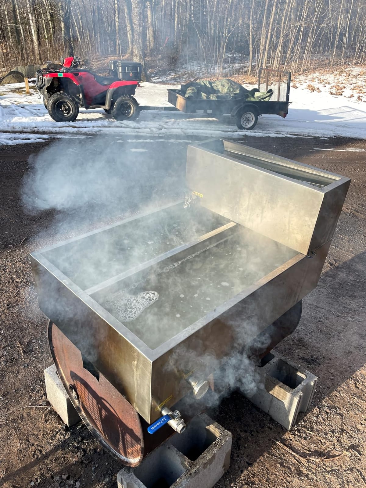 VEVOR Maple Syrup Evaporator Pan, 22.4 Gal, 30 x 24 x 6 Inch Maple Syrup, 304 Stainless Steel Maple Syrup Pan, Evaporator Pan with 1 Valve and 3 Heating Methods, for Home, Outdoor customer photo 1
