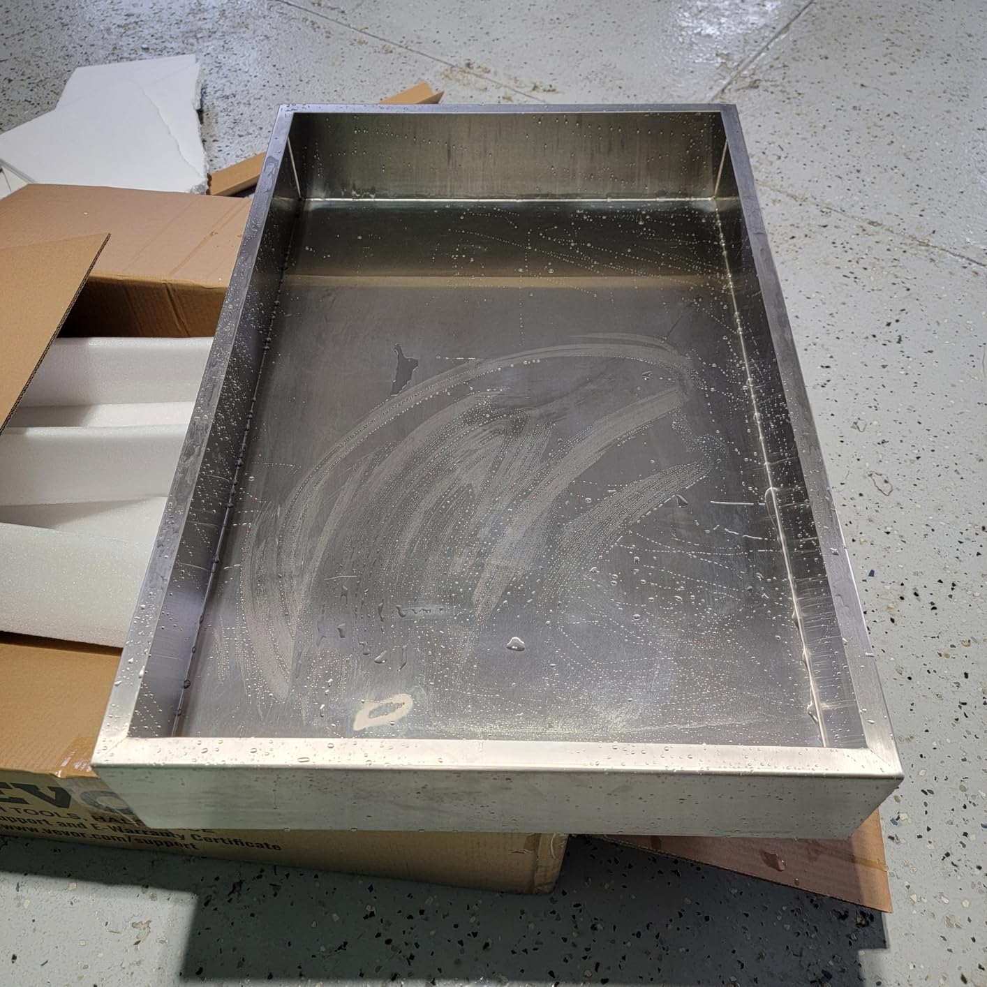 VEVOR Maple Syrup Evaporator Pan, 22.4 Gal, 30 x 24 x 6 Inch Maple Syrup, 304 Stainless Steel Maple Syrup Pan, Evaporator Pan with 1 Valve and 3 Heating Methods, for Home, Outdoor customer photo 2